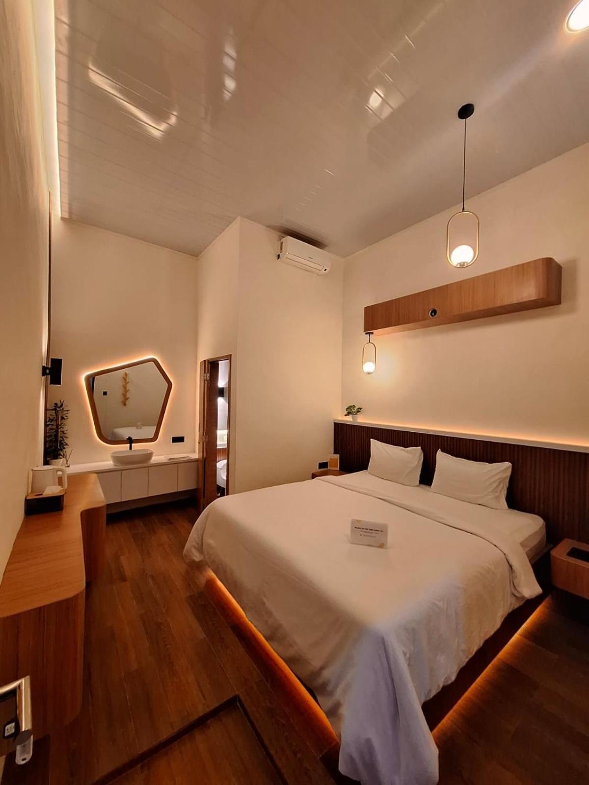 Pondok Wisata Istana XI Medan Ngoại thất bức ảnh